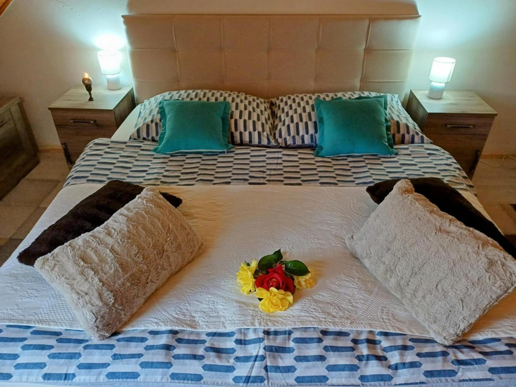 Unicum Vendeghaz Hotel Abádszalók Bagian luar foto
